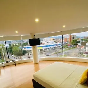 Metropolis Plaza Cali